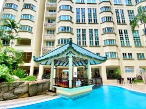 Emerald Garden Master Room